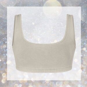Skims Outdoor Sports Bra Size Small